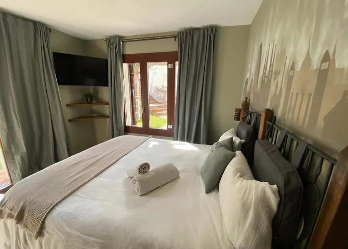 Bed & Breakfast Premium Premia De Dalt