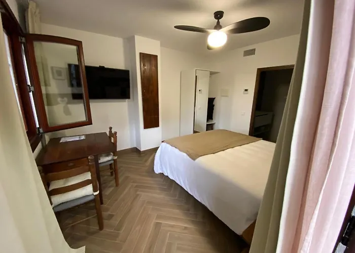 Bed & Breakfast Premium 4*