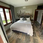 Bed & Breakfast Premium 4*