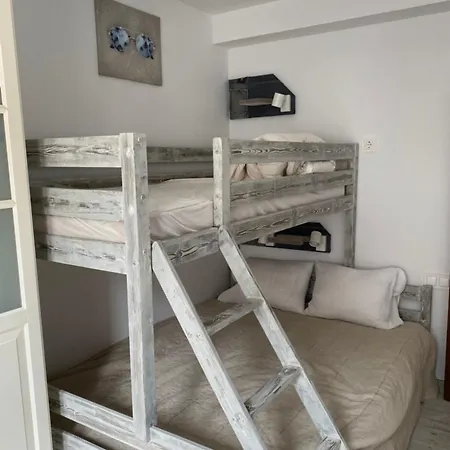 Premium Bed & Breakfast Premia De Dalt
