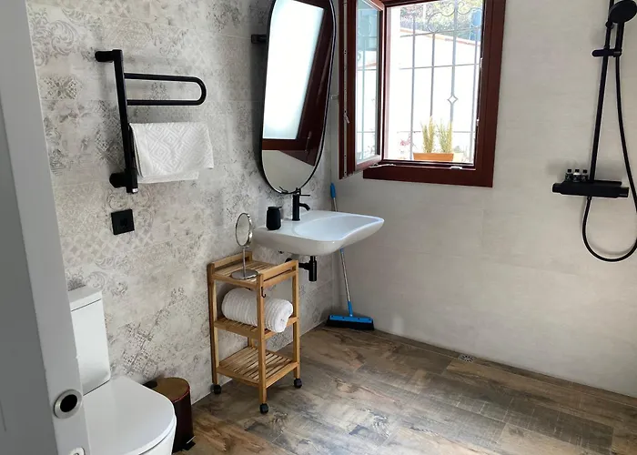 Premium Oda ve Kahvaltı 4*